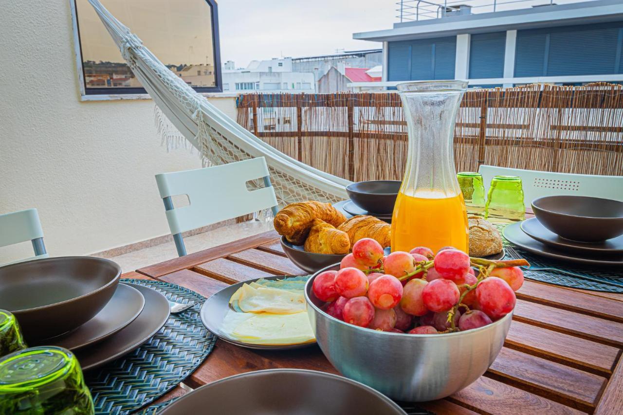 Costa Terrace Apartment