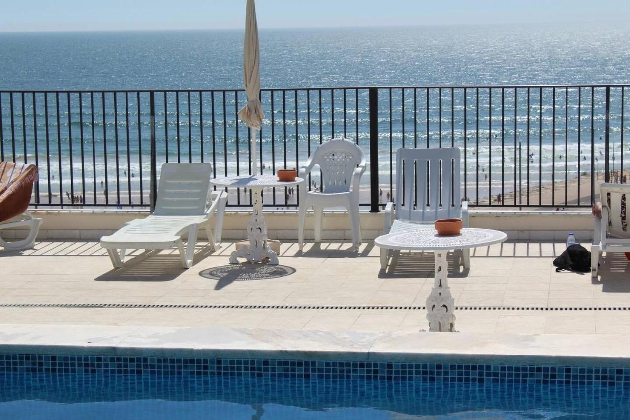 Costa Terrace *